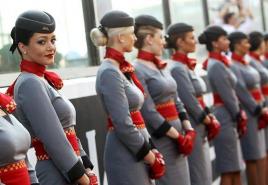 Edukacja stewardessy.  Gdzie uczą się, jak być stewardessami?  Wymagania firmy dotyczące stewardes
