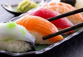 Jak otworzyć bar sushi od podstaw – szczegółowy przewodnik